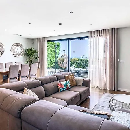 Eden Sky Villa *